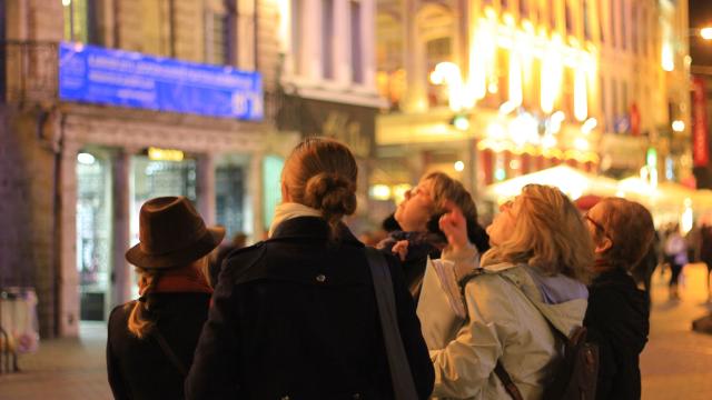 Guided night tour of the Grand'Place in front of the Théâtre du Nord