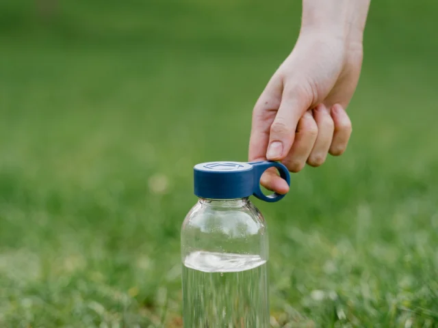 Instagram-publicatie Minimalistisch citaat in beige en grijs