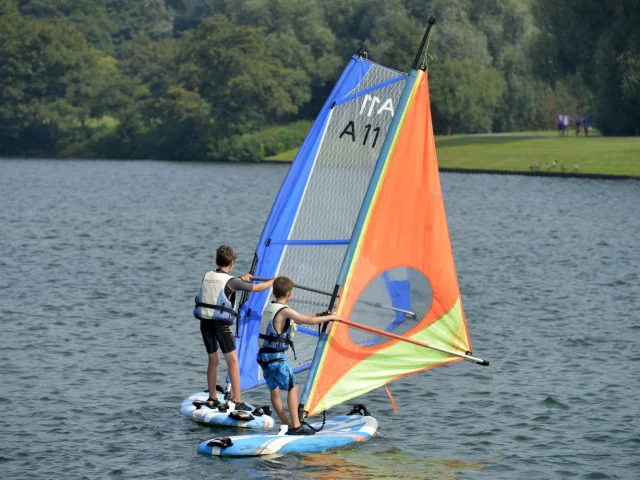 Planche A Voile Pres Du Hem Enfants