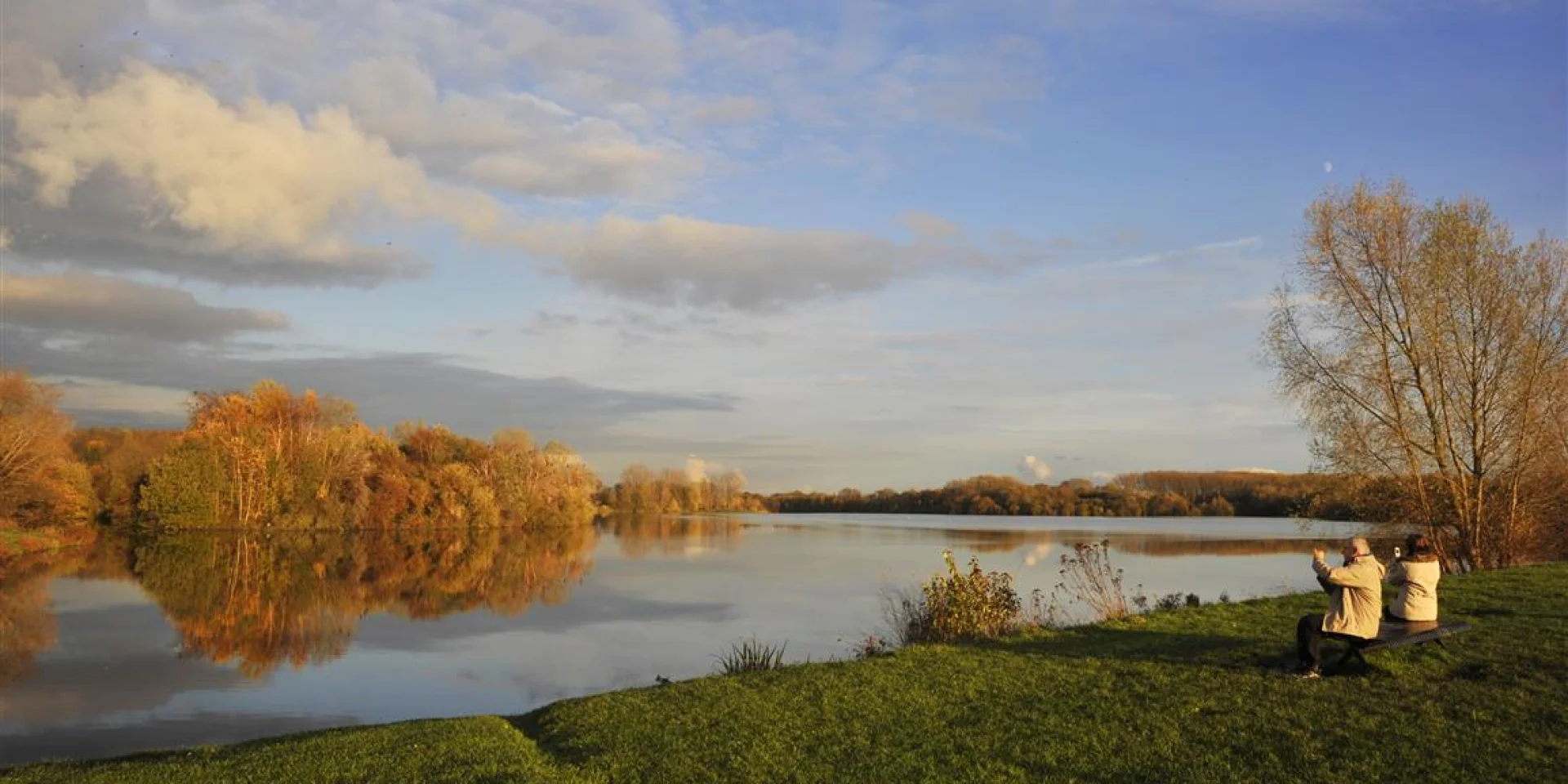 Lac du héron à Villeneuve d'Ascq aux couleurs automnales